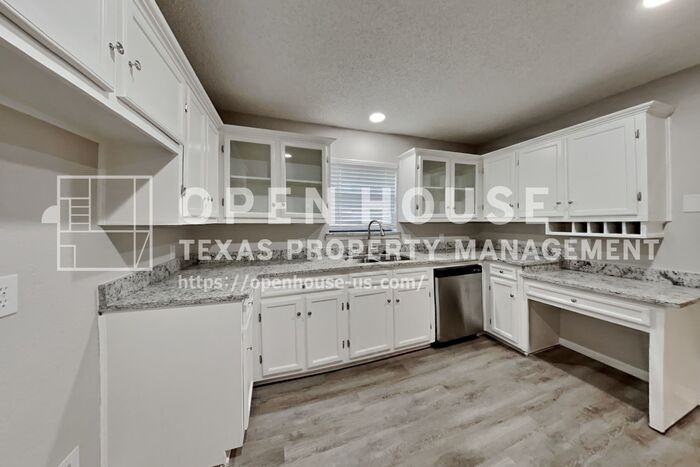 5707 Cherrywood Lane - Photo 6 of 22