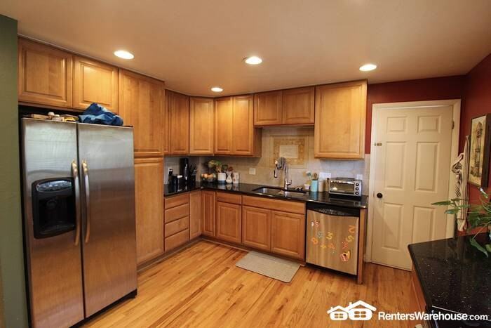 6320 Chase Street - Photo 7 of 33