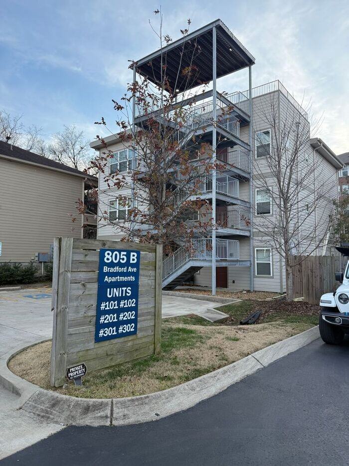 805 Bradford Avenue #301