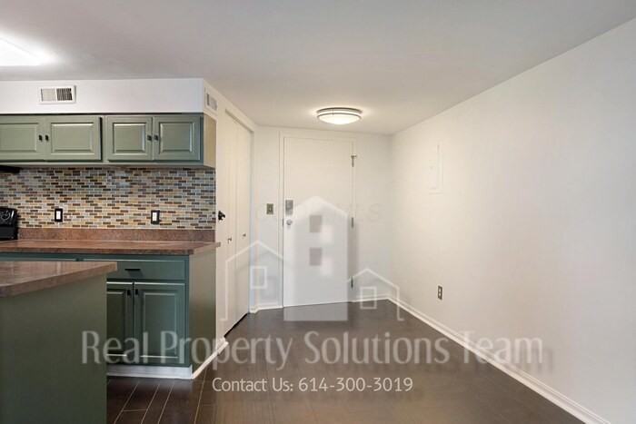 444 N Front St #311 - Photo 3 of 31