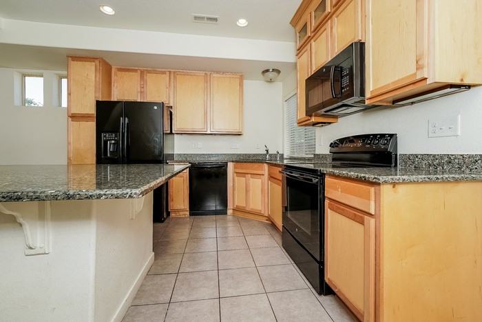 20009 East Elgin Drive - Photo 5 of 17