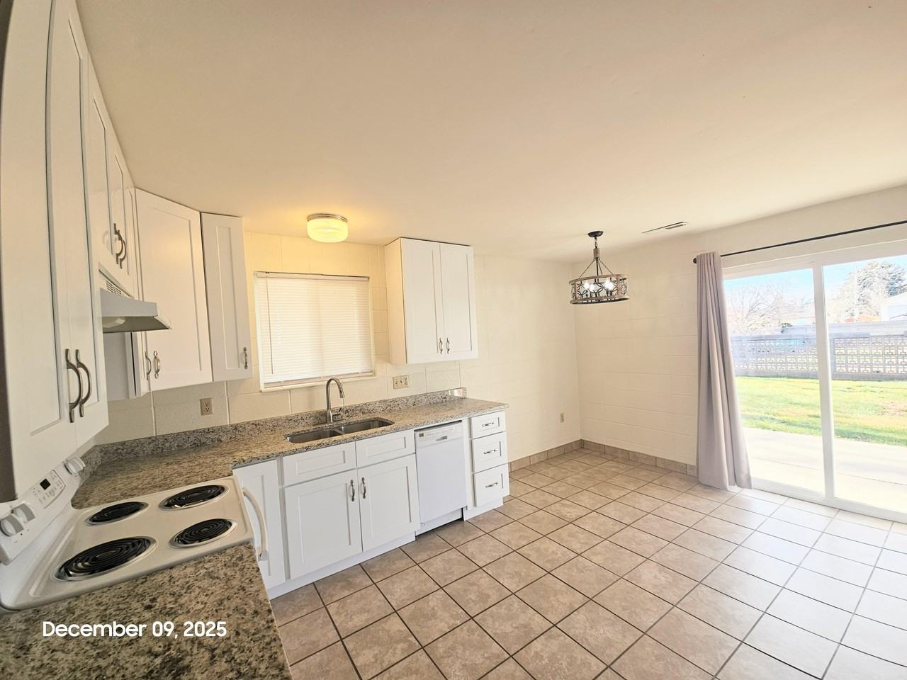 668 Southeast 160p - Photo 5 of 12