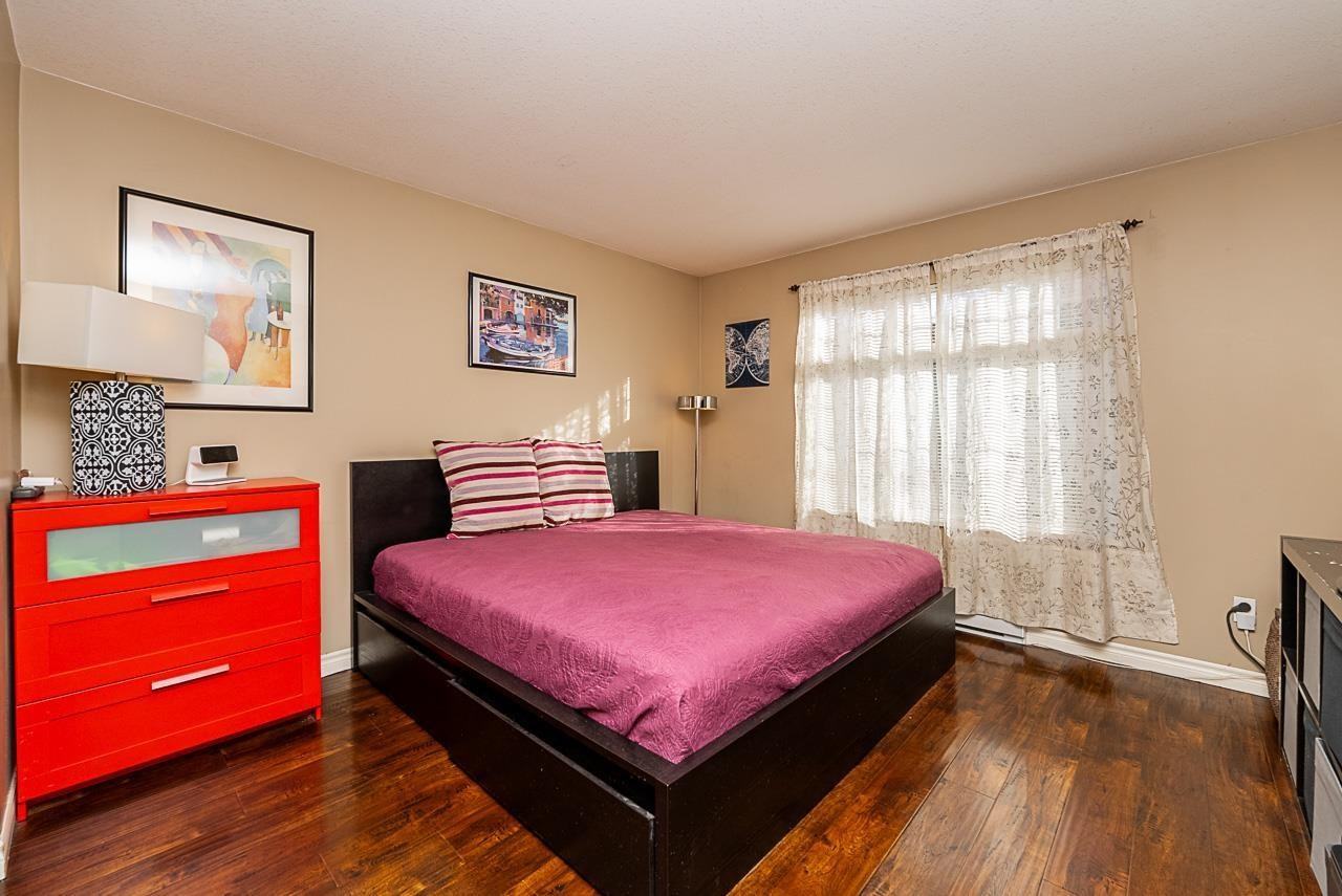 18828 69 Avenue - Photo 6 of 14