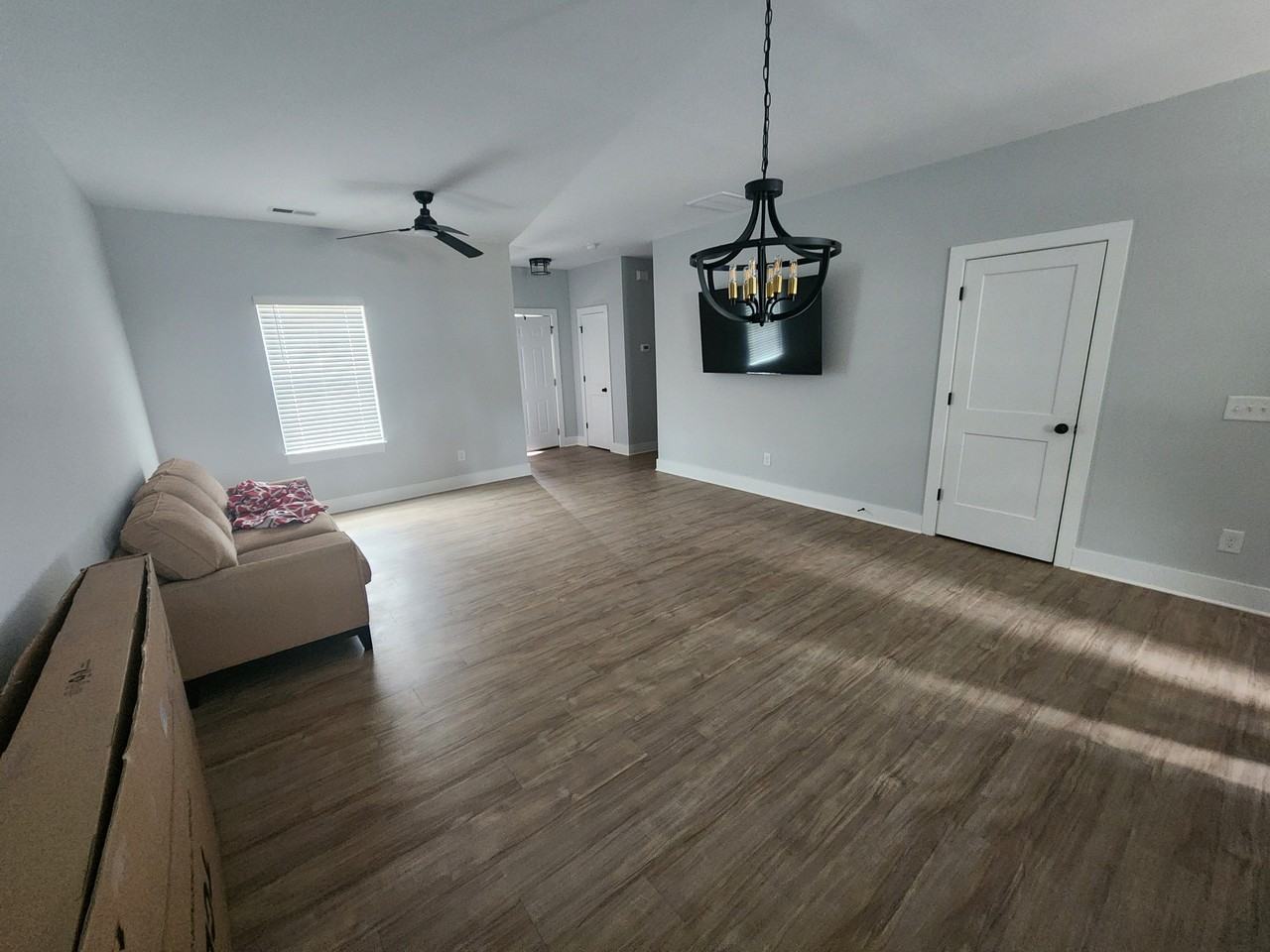 435 Saint James St Nw - Photo 4 of 14
