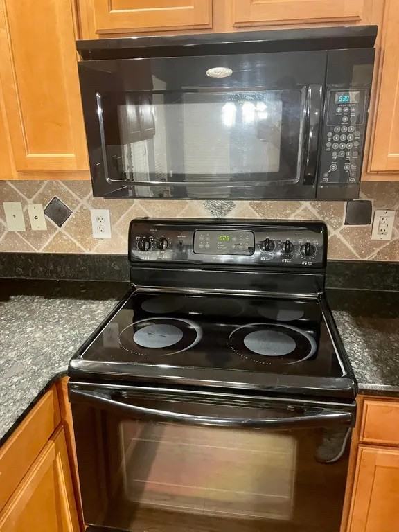 2487 Autumn Mist Drive - Photo 7 of 38