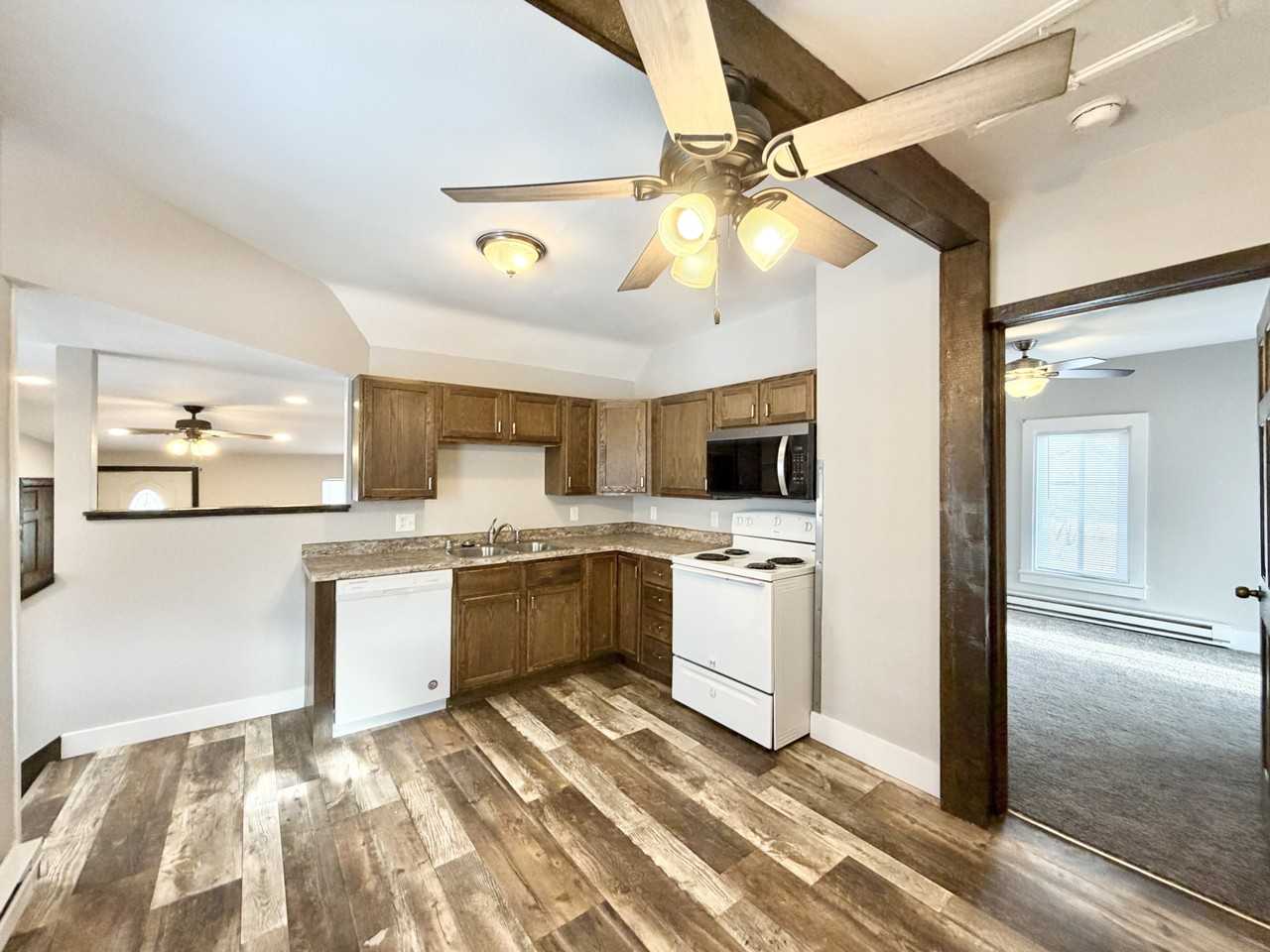 710 S Ringold St #712 - Photo 2 of 17