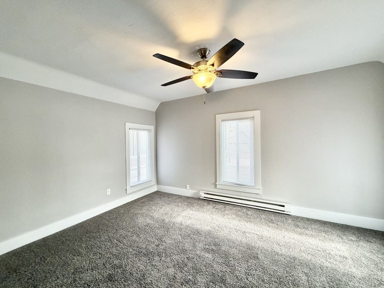 710 S Ringold St #712 - Photo 4 of 17