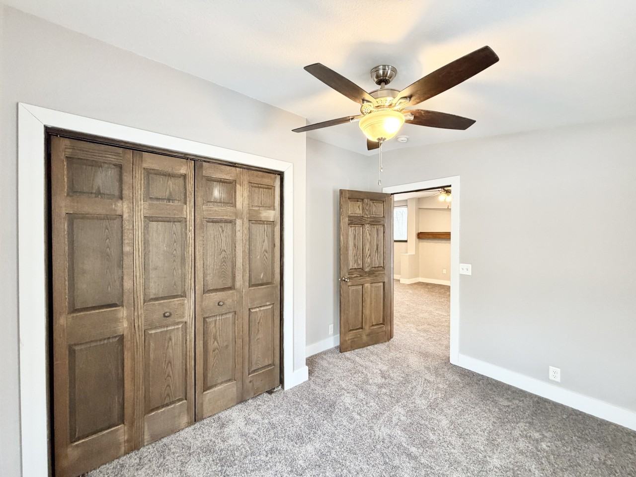 710 S Ringold St #712 - Photo 7 of 17