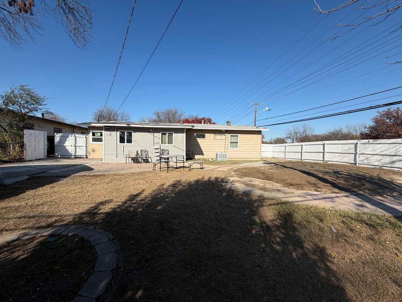 2136 Ridgeway Street #1 - Photo 6 of 20