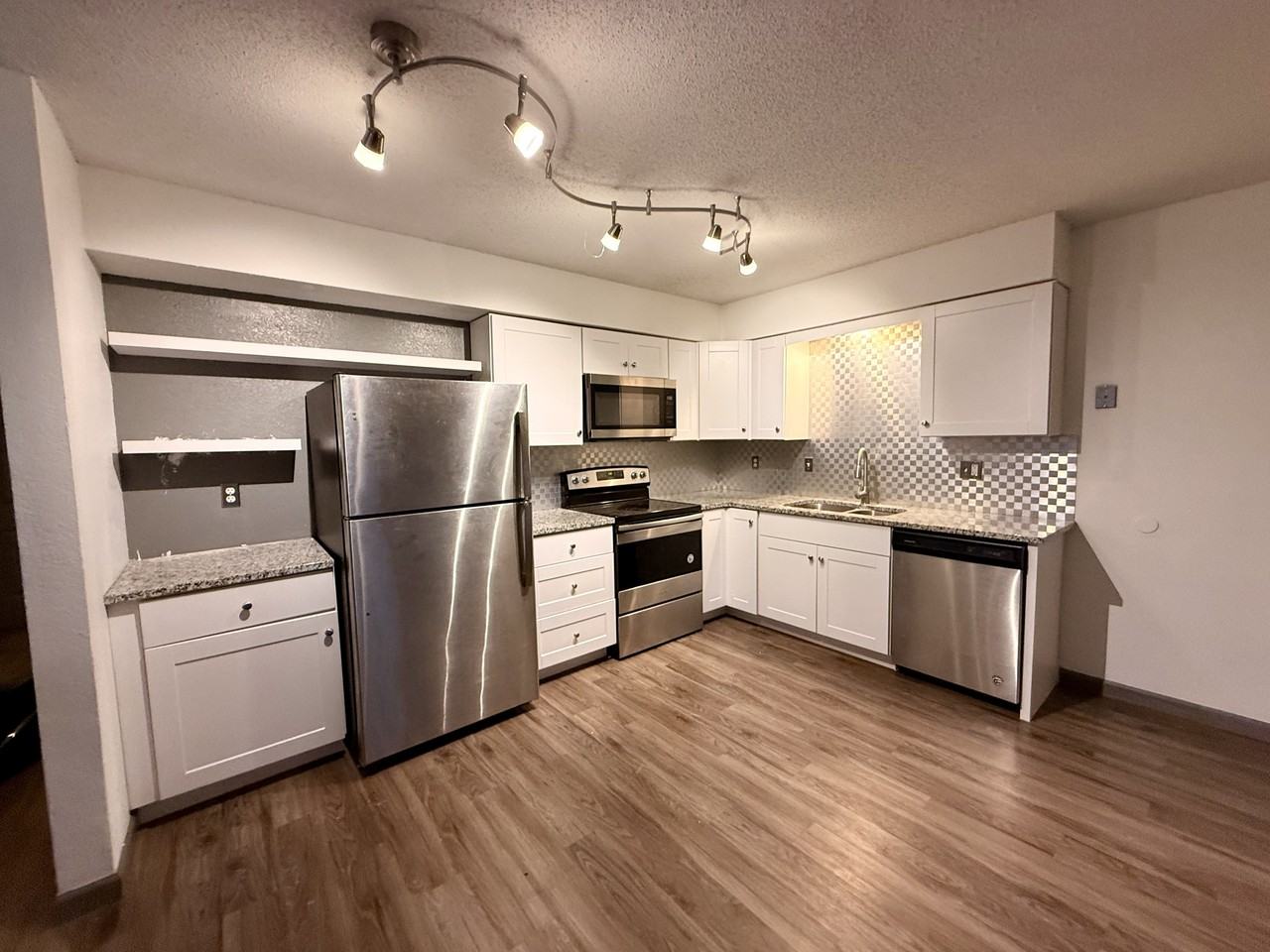 209 Northeast Timbercreek Drive #1 - Photo 3 of 15