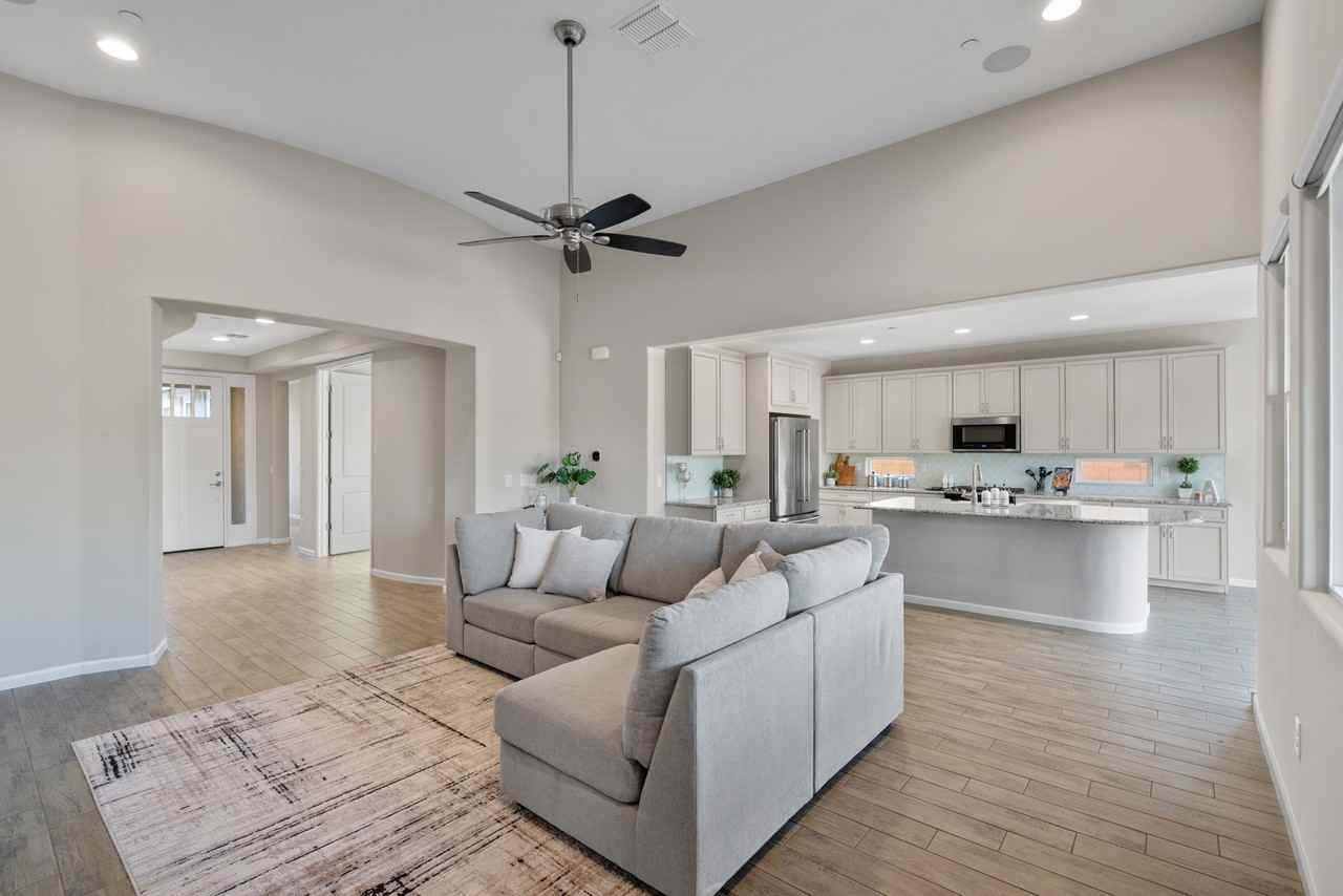 14224 N Silverleaf Ln #1 - Photo 6 of 27