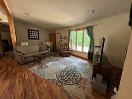 featured image of 2337 Poplar Ct #1