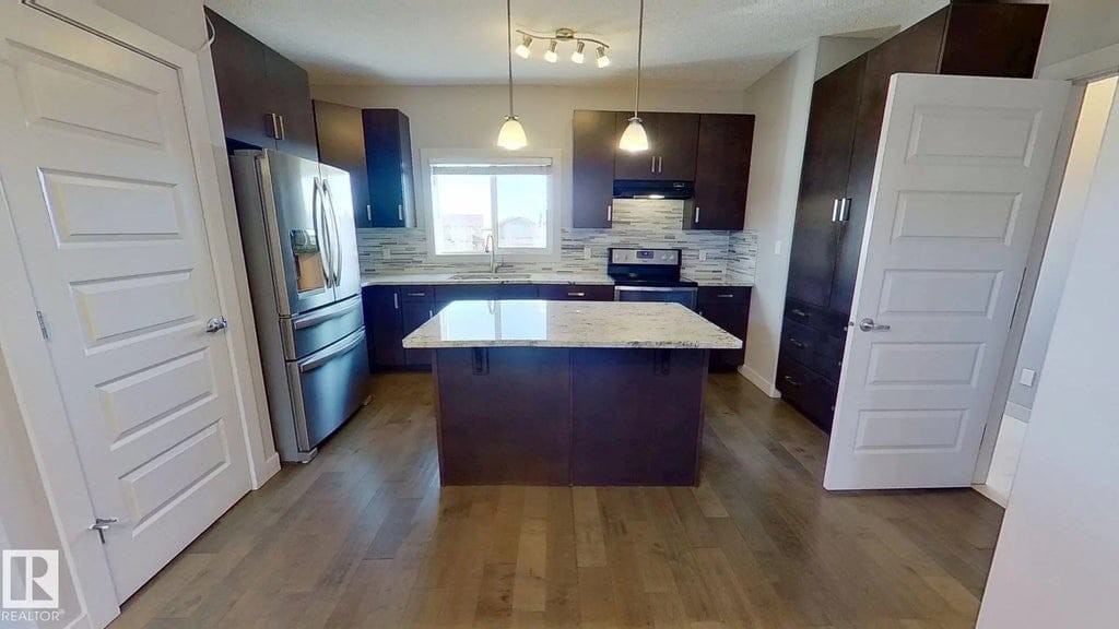 2823 12 Street Northwest - Photo 6 of 20