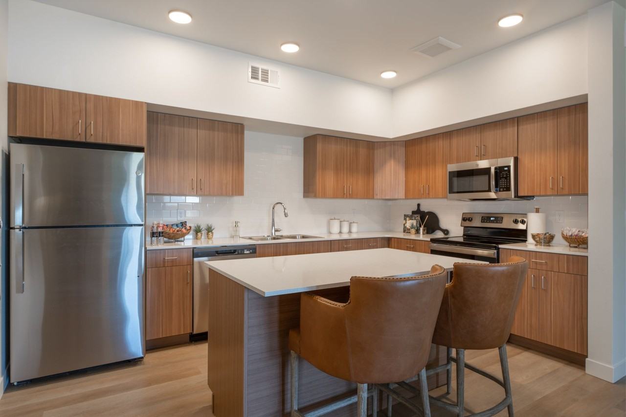 Zimmerman Luxury Apartments - Photo 4 of 50