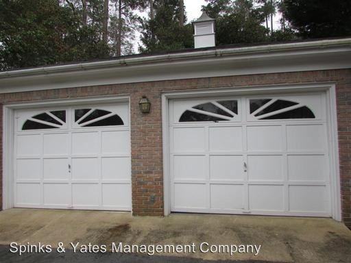 805 Camellia Dr - Photo 3 of 11