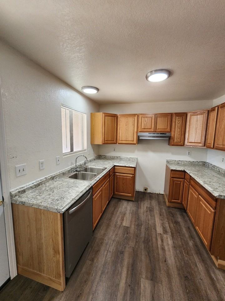 3247 White Avenue #4