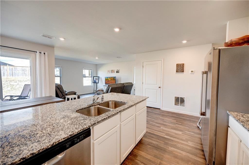 500 Pemberton St #1 - Photo 3 of 27