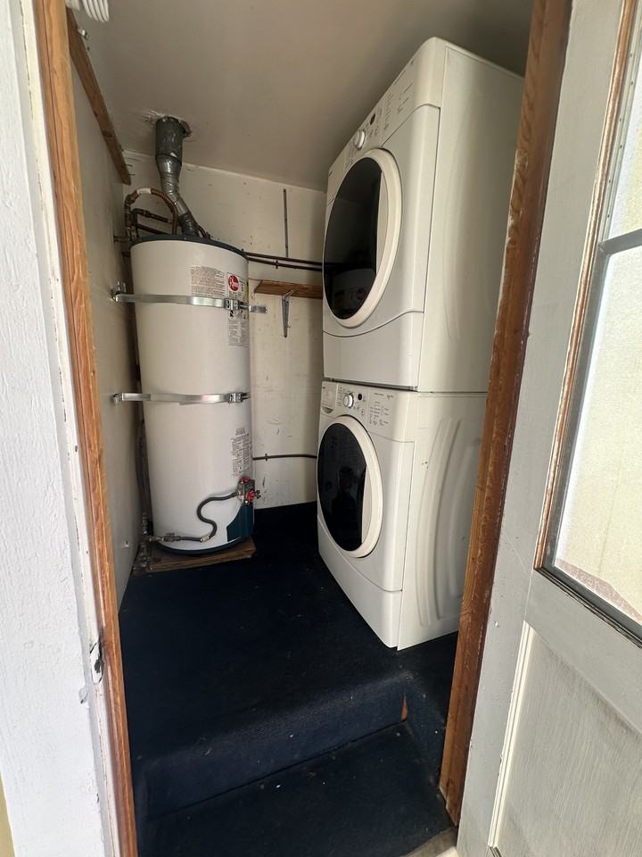 9071 Paradise Park Dr #2 - Photo 7 of 11