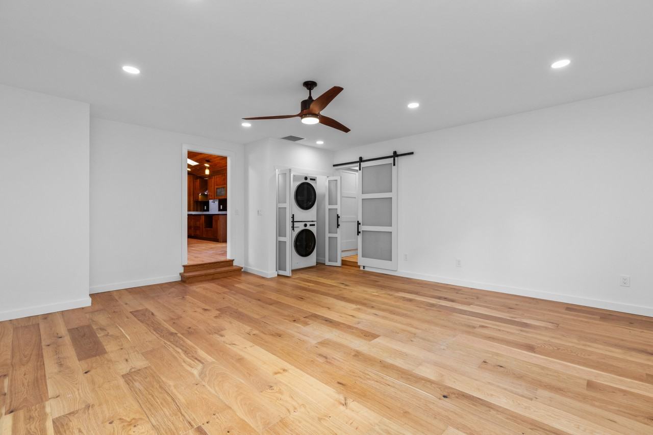 7910 133rd Avenue Northeast #1 - Photo 5 of 20