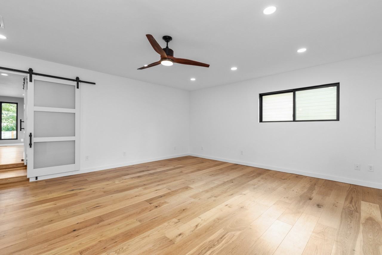 7910 133rd Avenue Northeast #1 - Photo 6 of 20