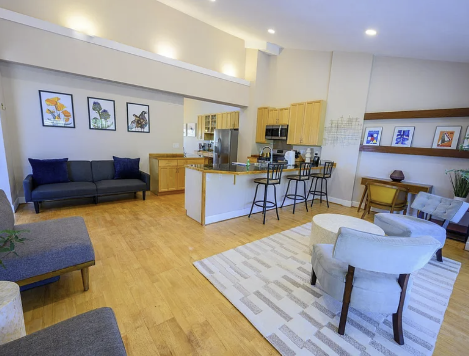 4433 Date Ave #1 - Photo 4 of 18