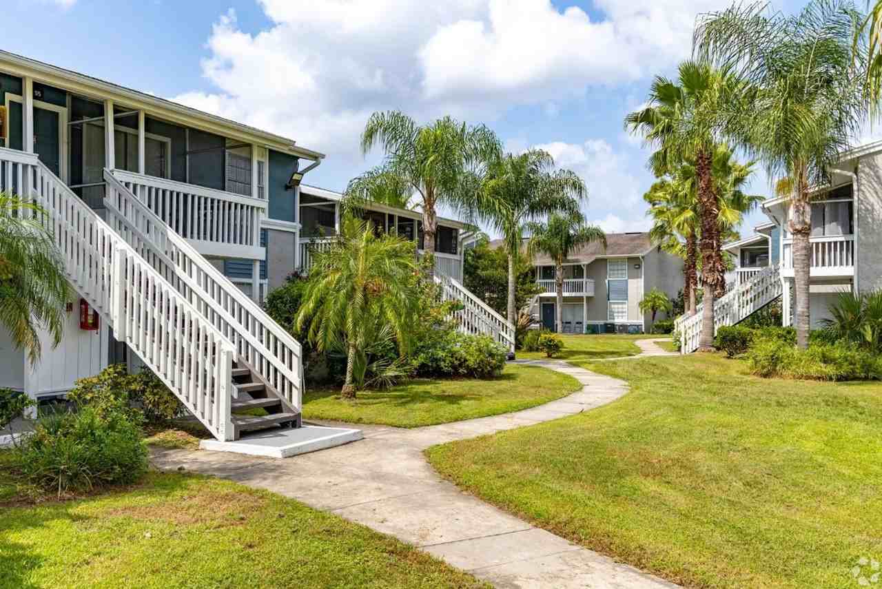 Cadence Crossing - Photo 5 of 50