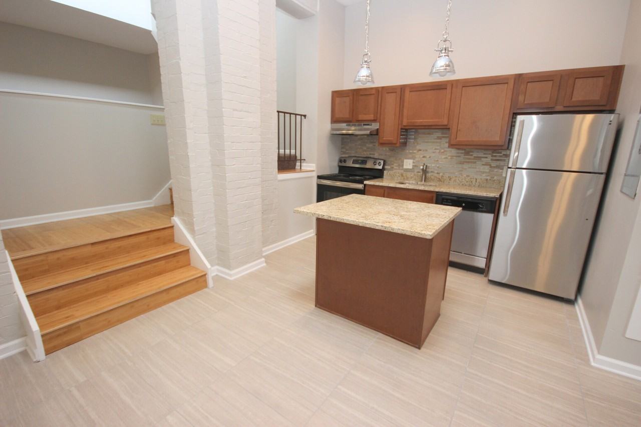 5700 5700 BRYANT STREETAPT 39 #39 - Photo 2 of 5