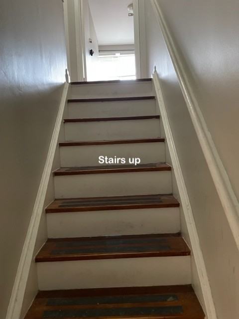 1421 Dundas Street West - Photo 11