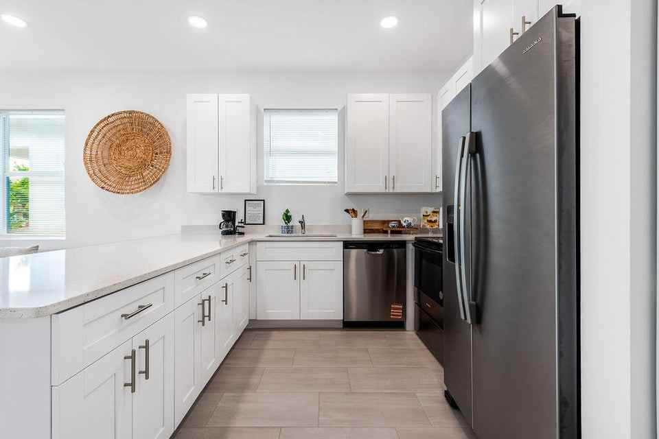 3188 Hiawatha Avenue #1 - Photo 4 of 10