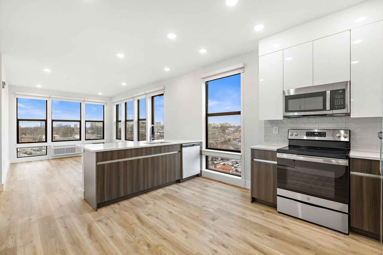 The Meadowside - Photo 7 of 29