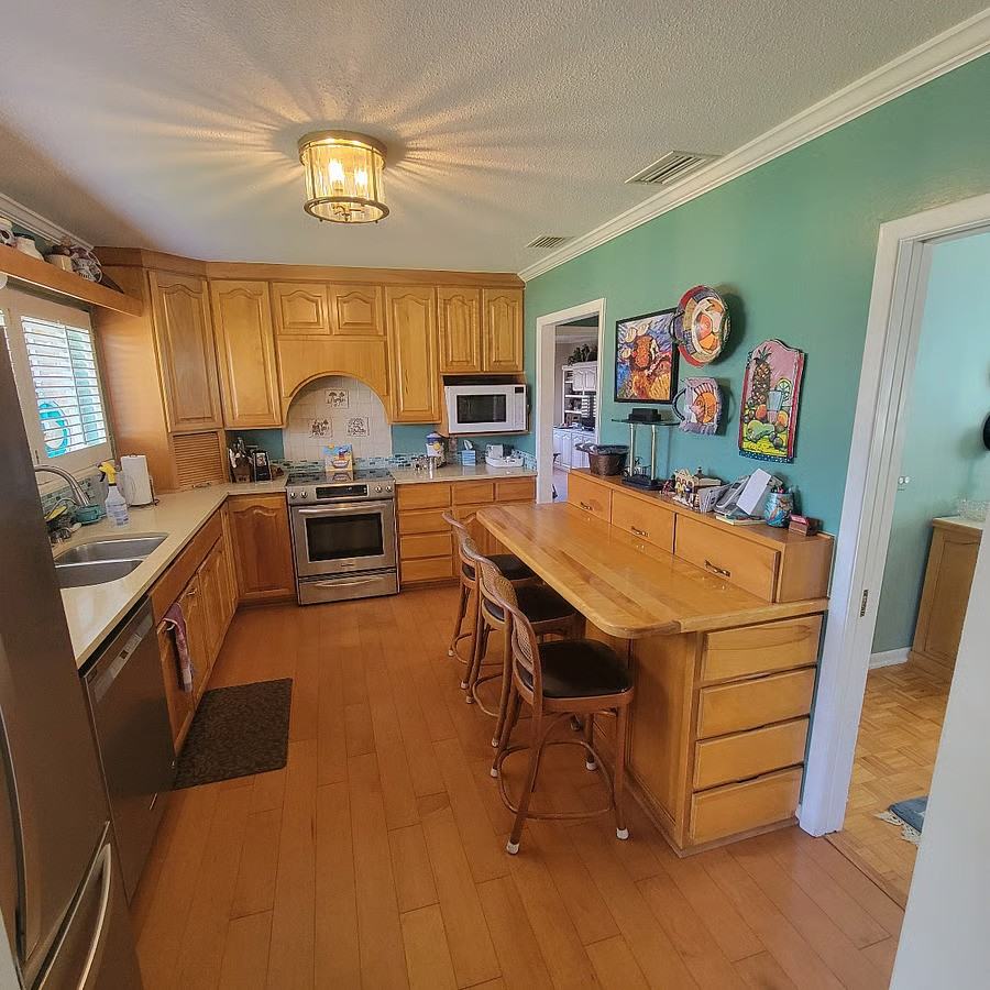 807 Buena Vista Blvd #1 - Photo 6 of 9