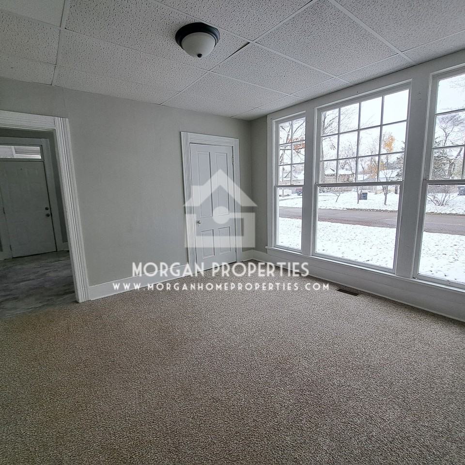 903 College Drive #1 - Photo 6 of 8