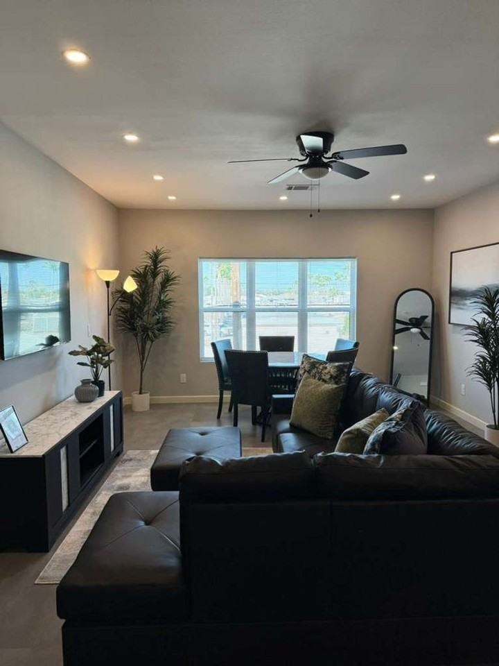 Palma Vista Apartments - Photo 5 of 26