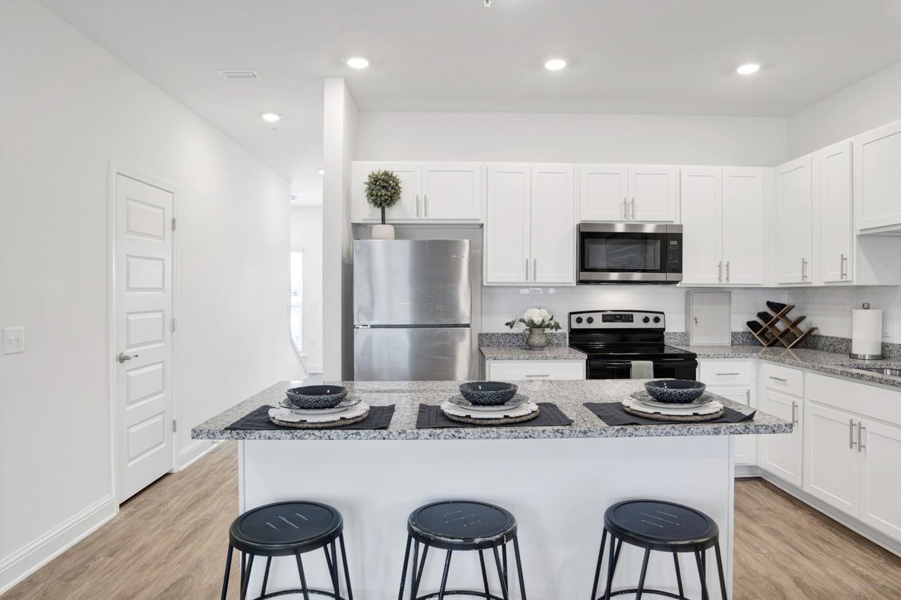 26979 Washington Boulevard #26979 - Photo 2 of 11