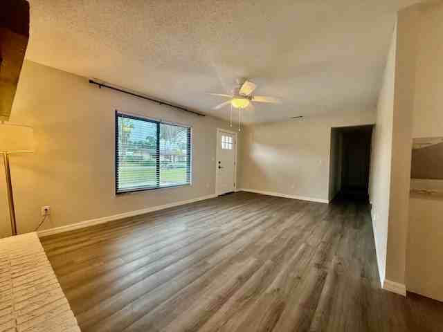 1819 Oak Street #1 - Photo 3 of 26