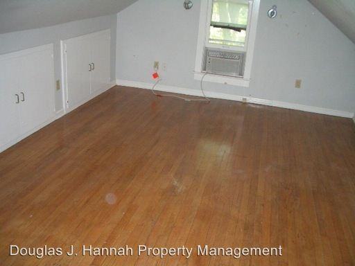 4949 Bell St - Photo 3 of 12