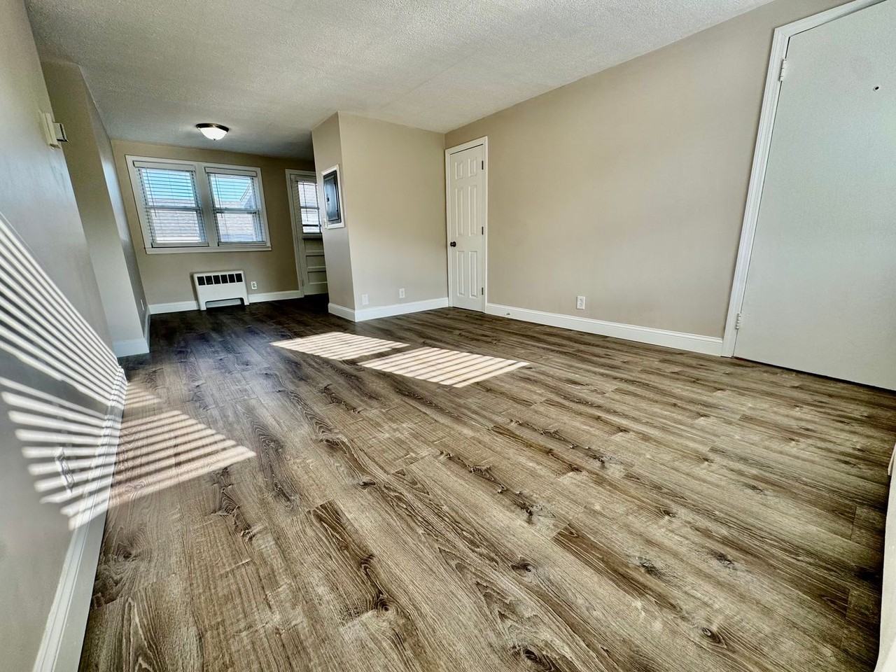 Shawomet Gardens Apartments - Photo 6 of 26