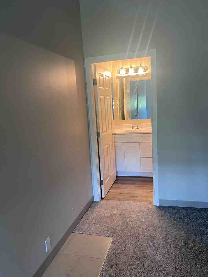 APT Correlative Housing - Photo 4 of 30