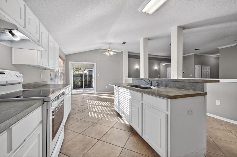 1602 Trent Street #1 - Photo 6 of 43