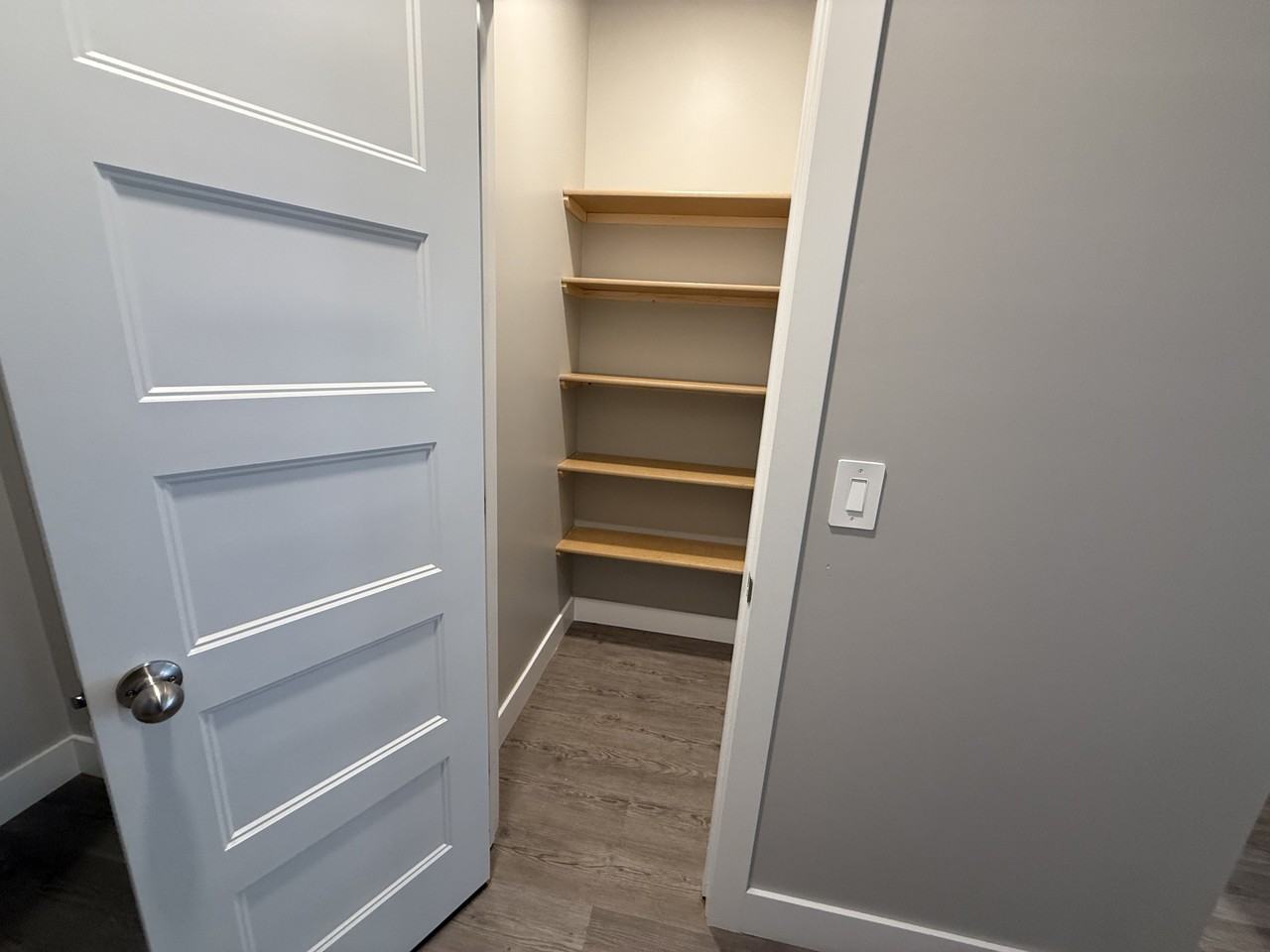 783 North Saint Paul Street #100 - Photo 6 of 9