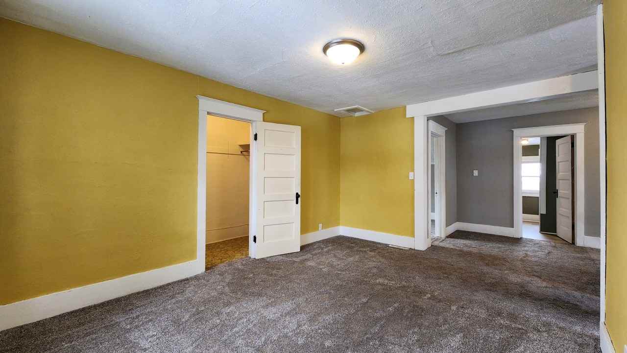 1228 10th Street North #4 - Photo 7 of 13