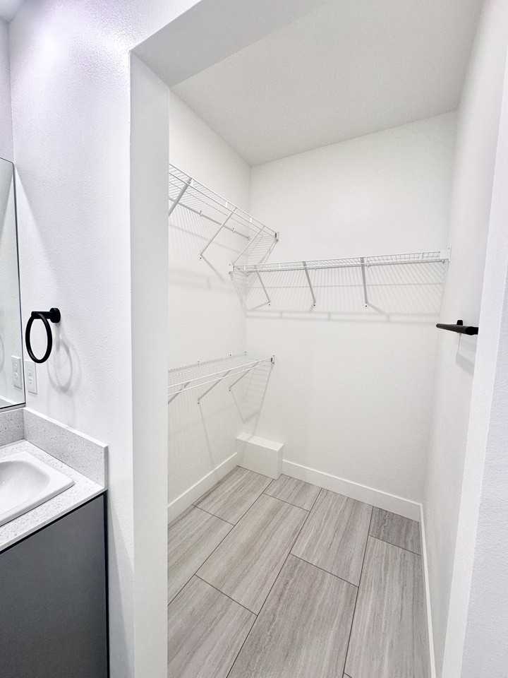 4002 Blue Pine Ln #1 - Photo 7 of 22