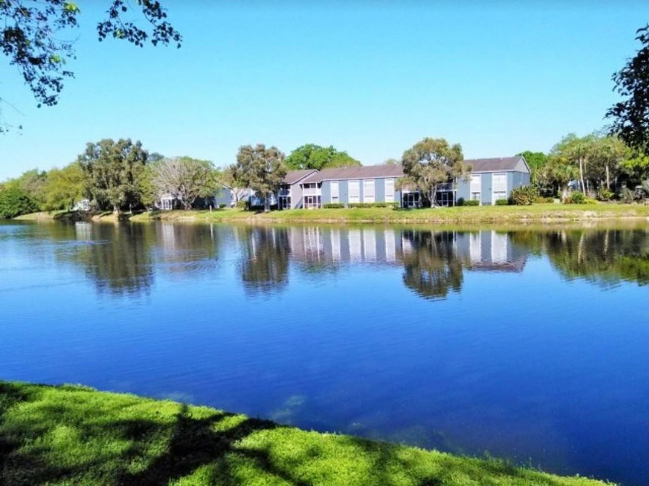 Arbor Oaks of Bradenton - Photo 3 of 38