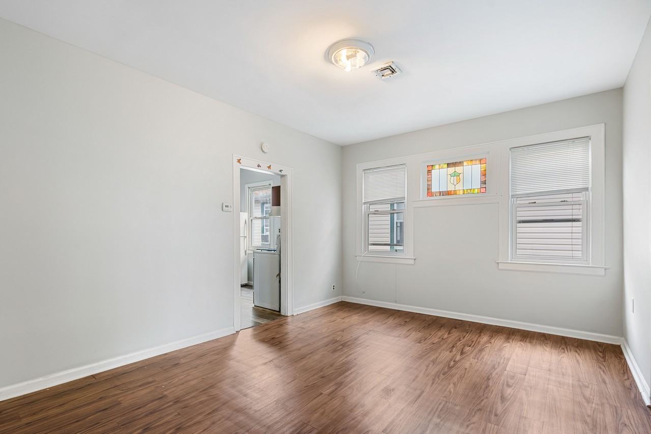 210 W Price St Apt 1l #1L - Photo 6 of 21