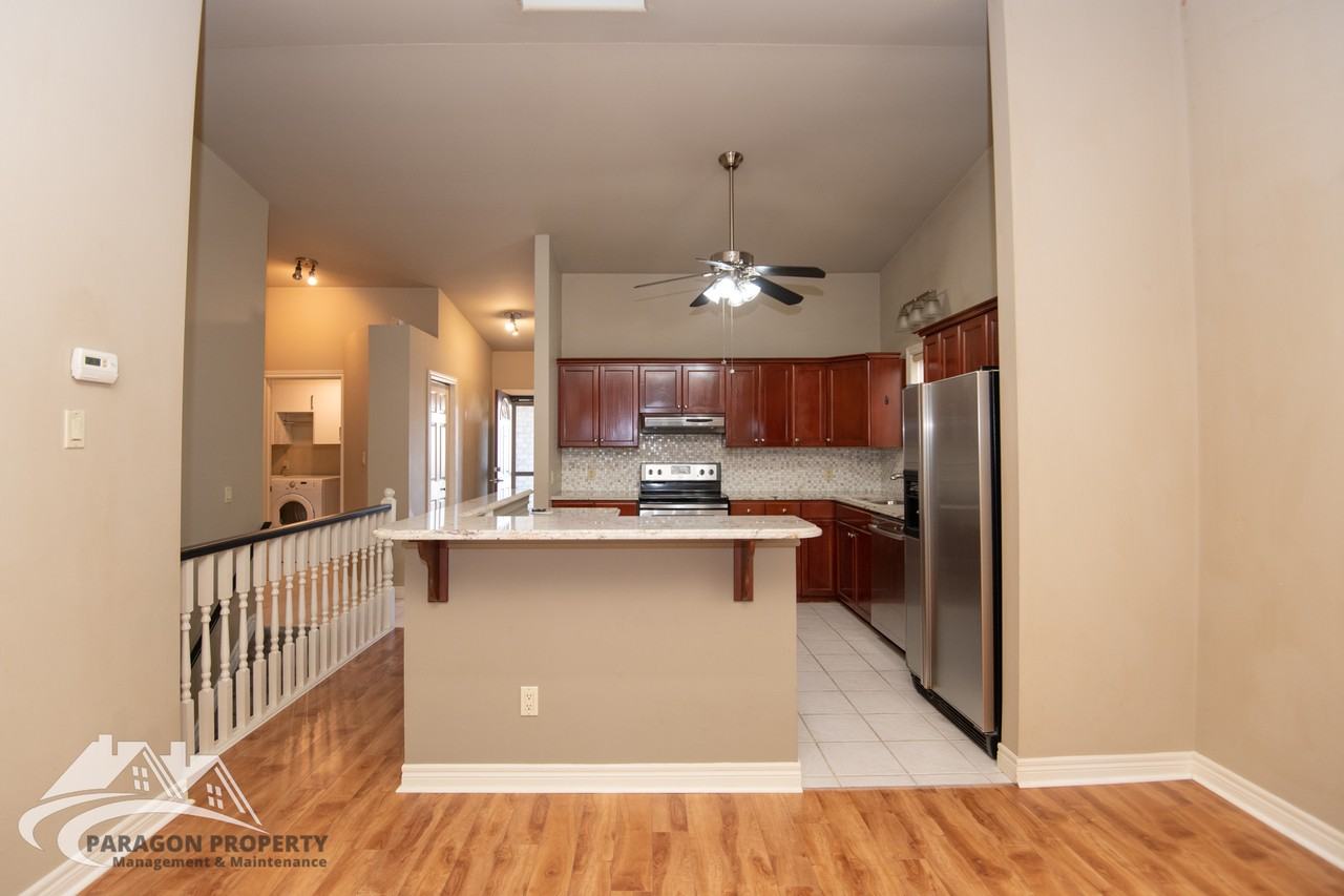 8 Mcintosh Avenue - Photo 5 of 50