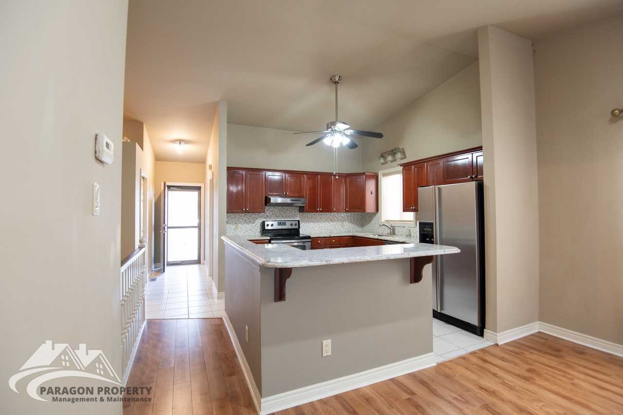 8 Mcintosh Avenue - Photo 6 of 50