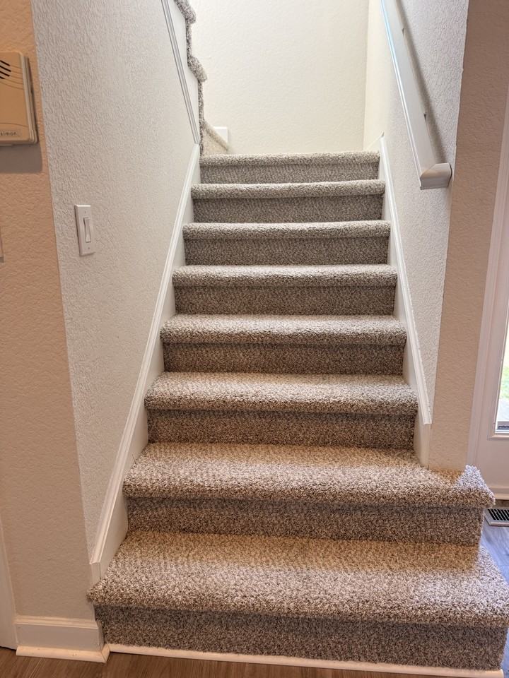 407 16th Street #1 - Photo 5 of 30