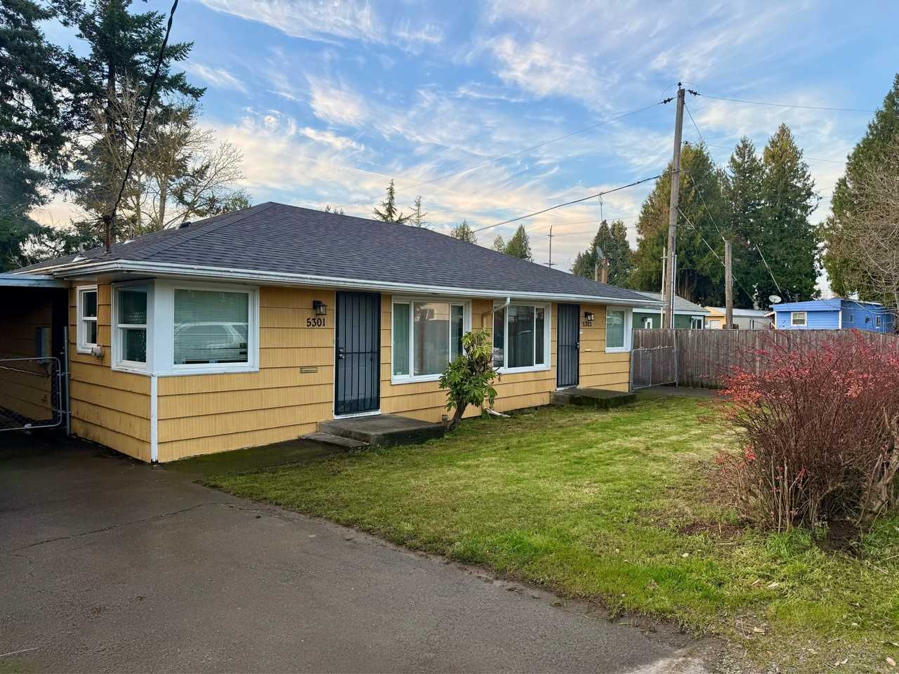 5303 Northeast 72nd Avenue #1 - Photo 3 of 14