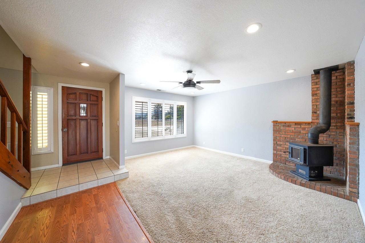 1465 Barnett Road #1 - Photo 2 of 10