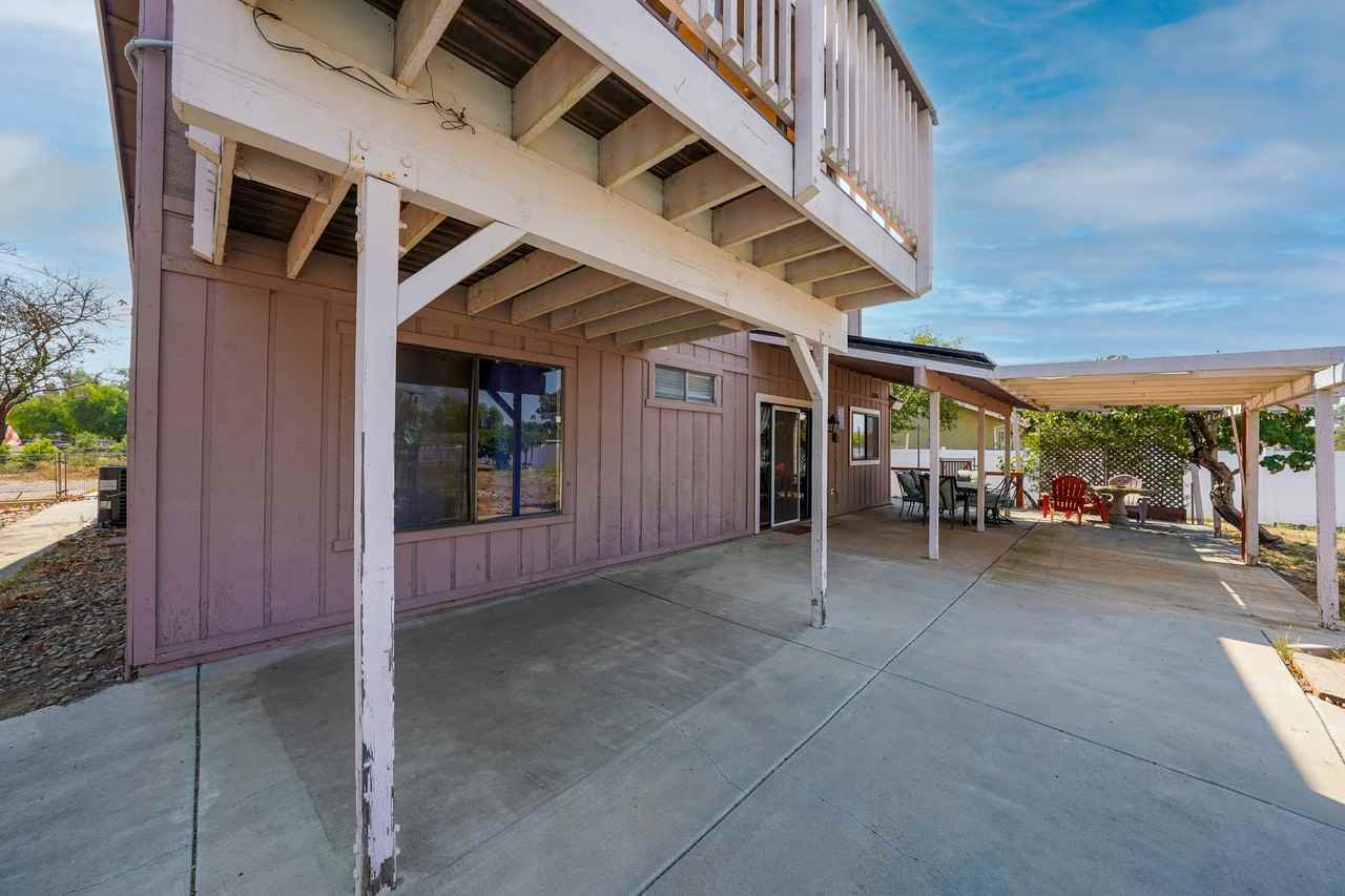 1465 Barnett Road #1 - Photo 5 of 10